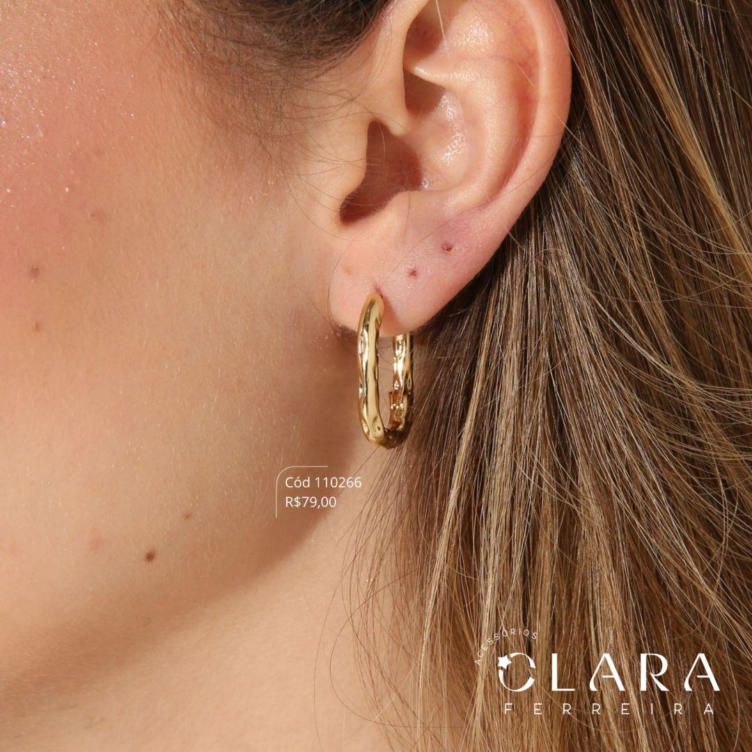 BRINCO ARGOLINHA CLICK TUBO LISA ONDULADA - 24X3MM - Dourado