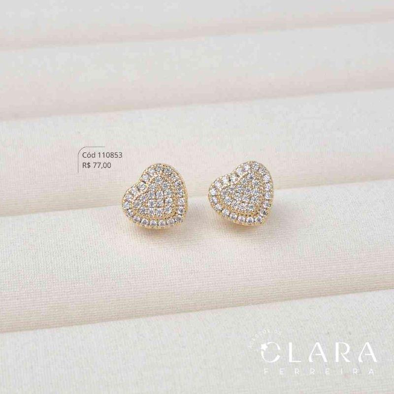 BRINCO CORAÇÃO MICROZIRCÔNIAS C/ LATERAL 1 FILEIRA MICROZIRCÔNIAS - 9MM - Dourado