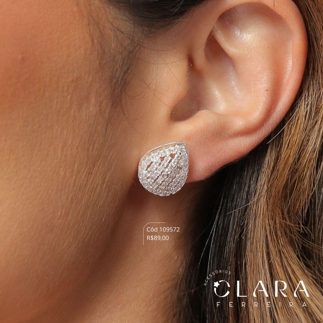 BRINCO GOTA 5 FILEIRAS MICROZIRCONIAS VAZADA ADORNADA MICROZIRCONIAS - 16MM - Banho de Prata-PEÇA VENDIDA