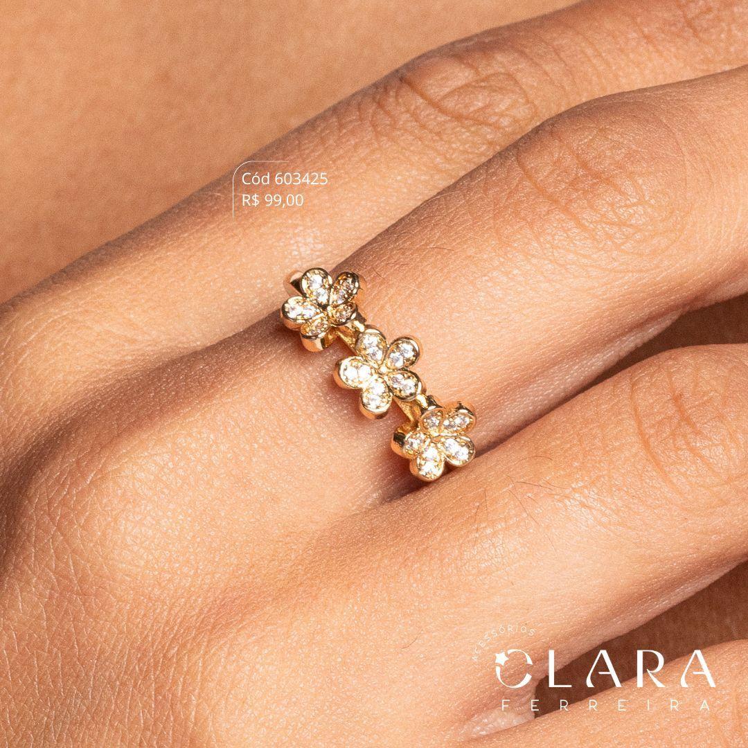 ANEL C/ 3 FLORES MICROZIRCÔNIAS - 7MM - Dourado