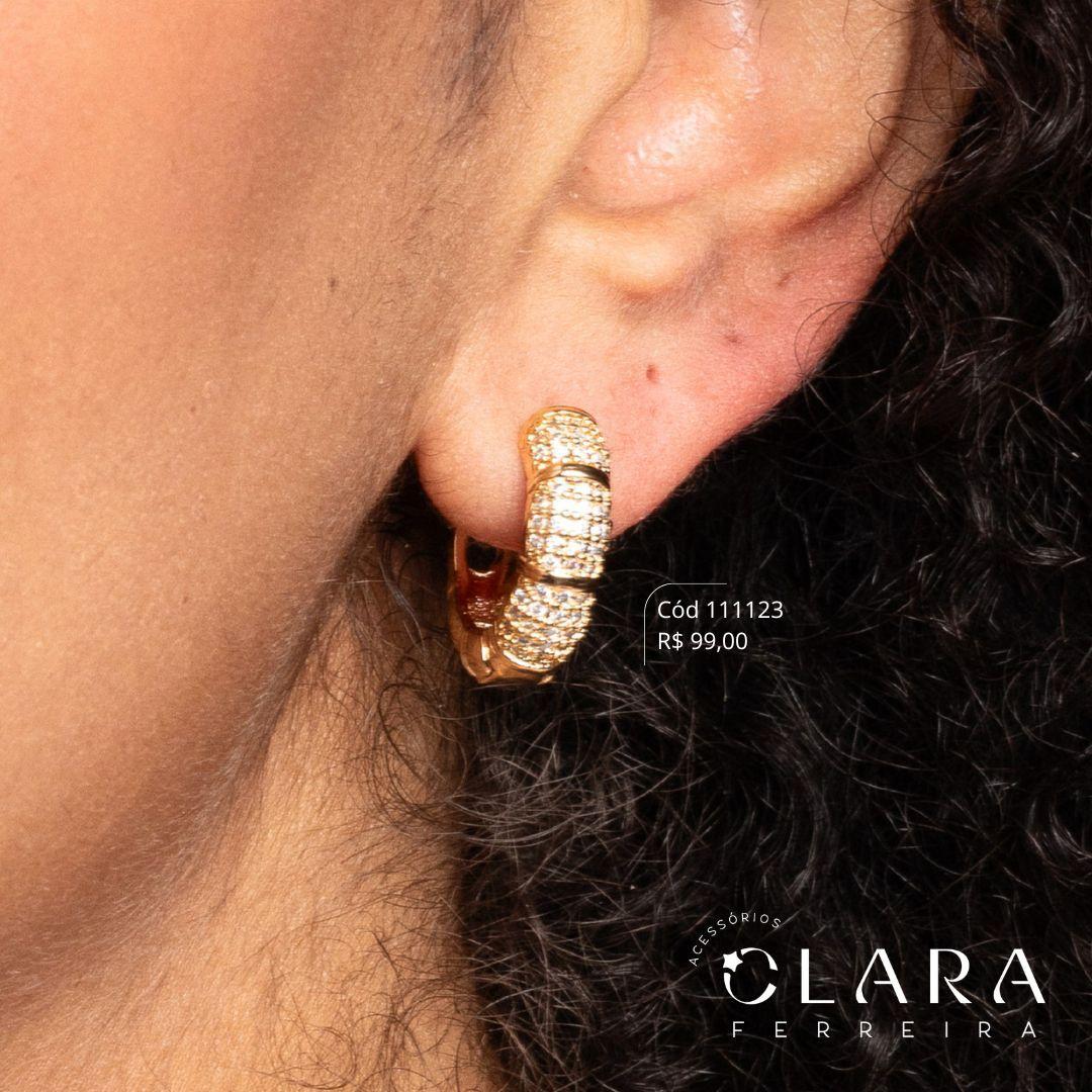 BRINCO ARGOLINHA CLICK 5 FILEIRAS MICROZIRCÔNIAS - 19X6MM - Dourado