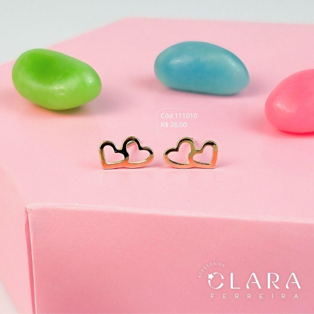 BRINCO INFANTIL 2 CORAÇÕES ENTRELAÇADOS VAZADOS LISOS 8MM - CLARINHA KIDS - Dourado