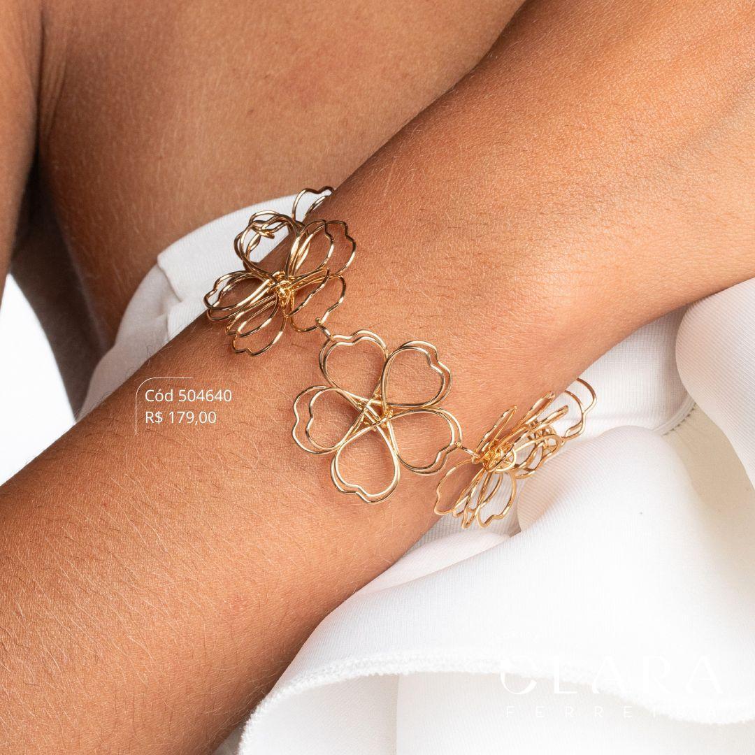PULSEIRA 5 FLORES FIO VAZADAS 30MM - LINHA ORGÂNICOS - PEÇA EXCLUSIVA - 17CM - Dourado