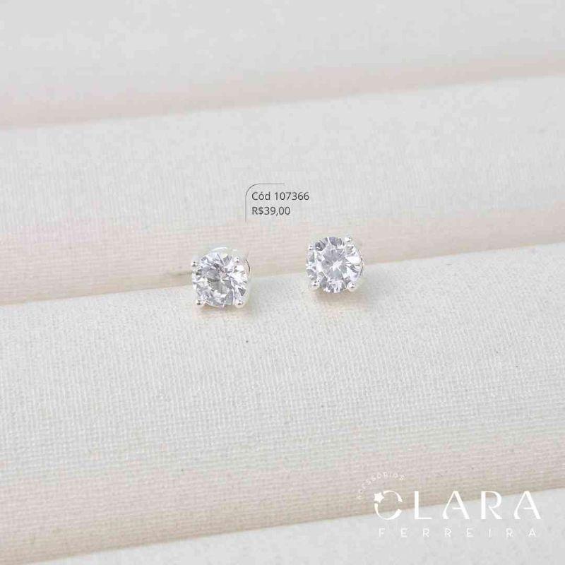 BRINCO SOLITARIO ZIRCONIA REDONDA 6MM CAIXA INGLESA FUNDIDA 4 GARRAS - Banho de Prata