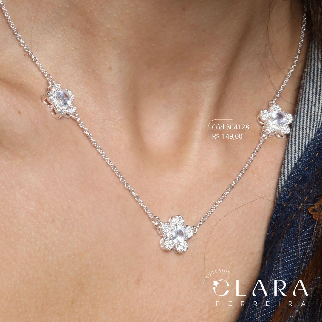 COLAR ELOS C/ 3 FLORES MICROZIRCÔNIAS C/ MIOLO ZIRCÔNIA 6MM FIXAS - 45CM - Banho de Prata